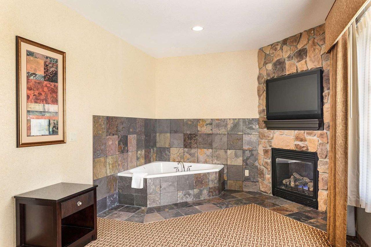 Comfort Suites מוזס לייק מראה חיצוני תמונה