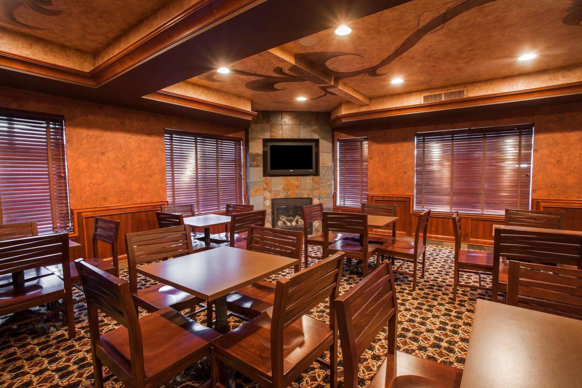Comfort Suites מוזס לייק מראה חיצוני תמונה