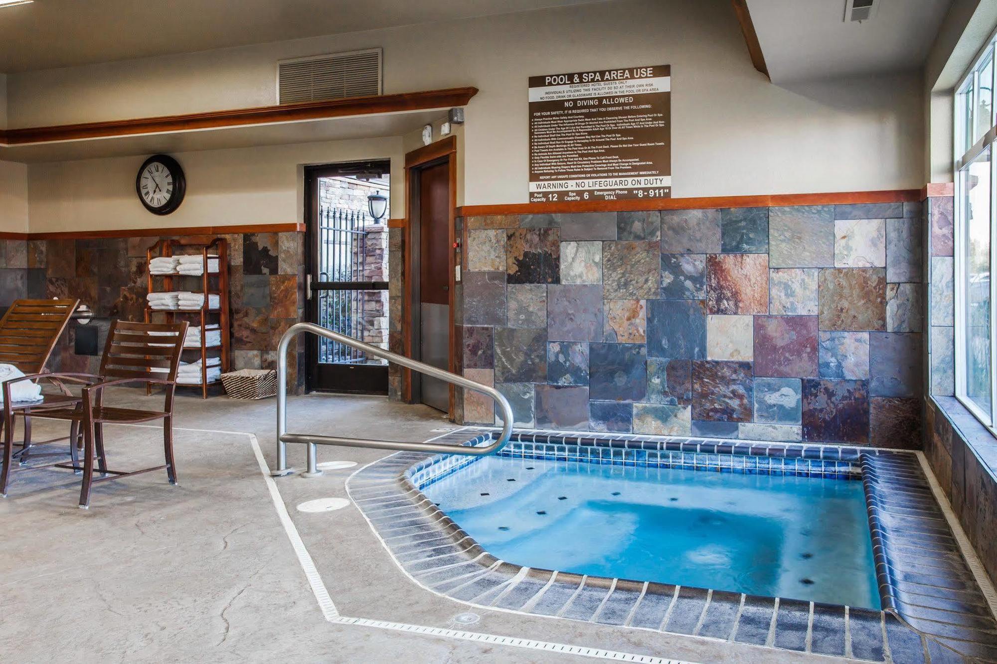 Comfort Suites מוזס לייק מראה חיצוני תמונה
